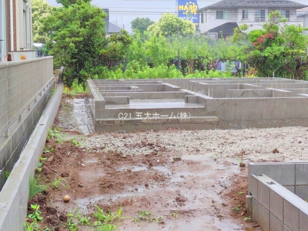 市川市下貝塚３丁目の新築一戸建