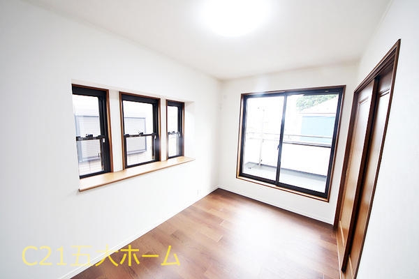 松戸市八ケ崎２丁目の中古一戸建て