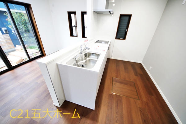 松戸市八ケ崎２丁目の中古一戸建て