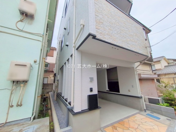江戸川区江戸川３丁目の新築一戸建