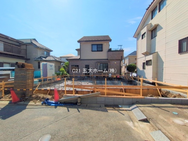 三郷市戸ケ崎１丁目の新築一戸建