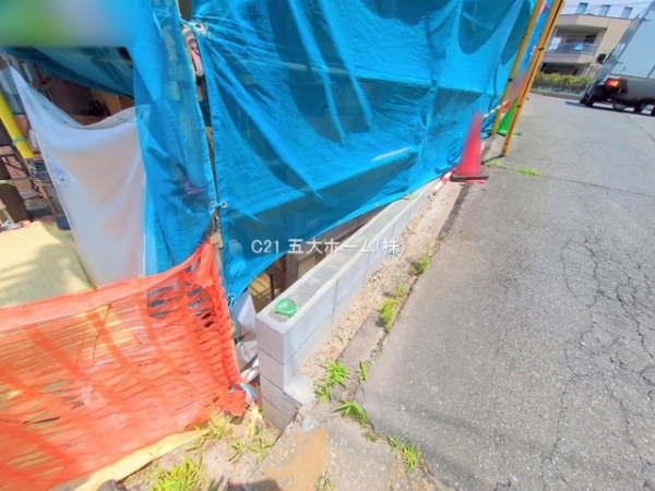 市川市市川２丁目の新築一戸建