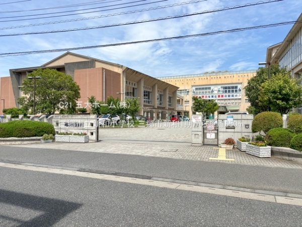 三郷市新和1丁目の新築一戸建(三郷市立新和小学校)