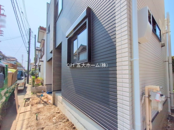 市川市南八幡１丁目の新築一戸建