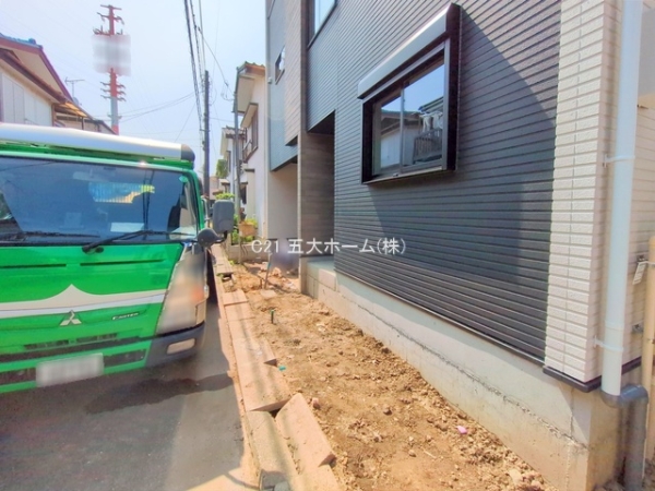 市川市南八幡１丁目の新築一戸建