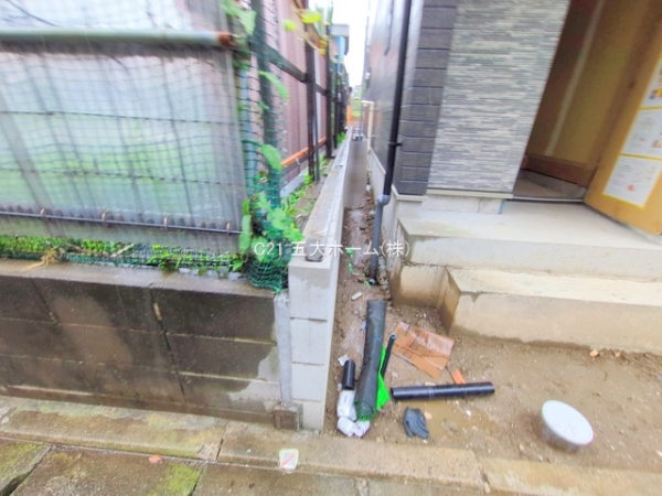 市川市塩焼４丁目の新築一戸建