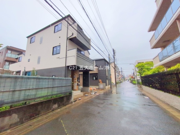 市川市塩焼４丁目の新築一戸建