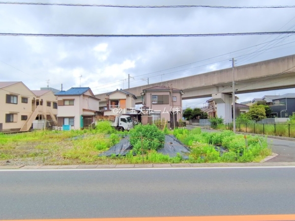 三郷市幸房の土地
