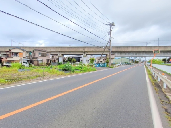 三郷市幸房の土地