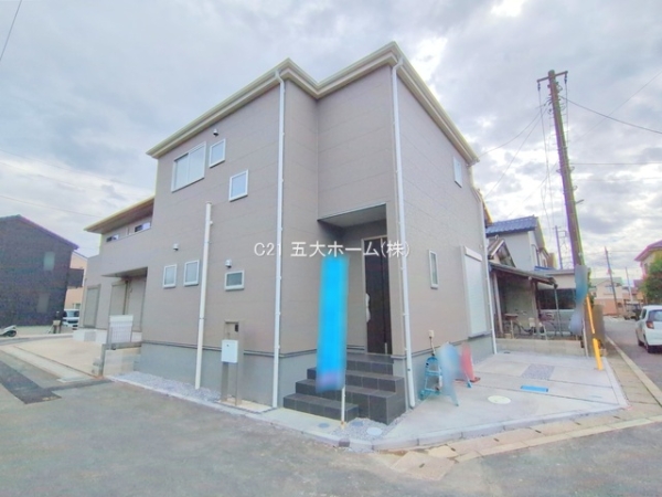 三郷市彦成２丁目の新築一戸建