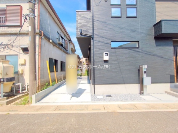 三郷市東町の新築一戸建