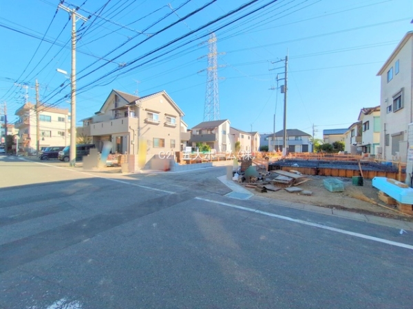 三郷市戸ケ崎３丁目の新築一戸建