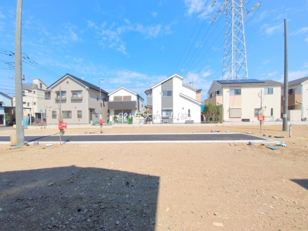 三郷市戸ケ崎３丁目の新築一戸建