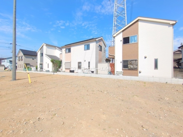 三郷市戸ケ崎３丁目の新築一戸建