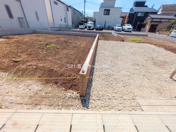 市川市香取１丁目の新築一戸建