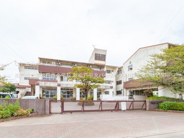 新松戸中央パークハウスD棟(松戸市立新松戸西小学校)