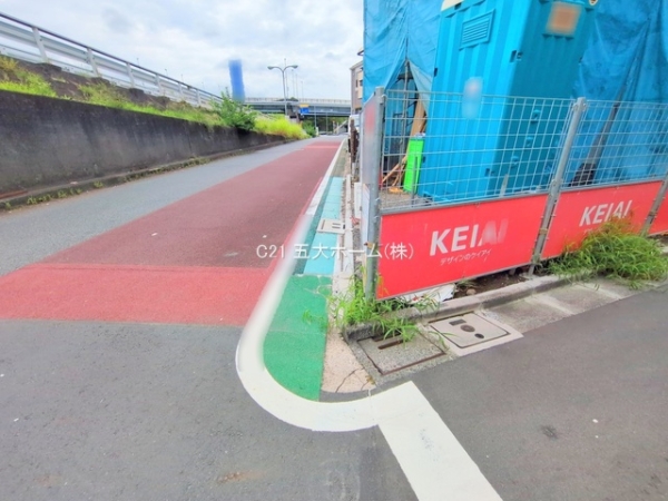 江戸川区小松川４丁目の新築一戸建