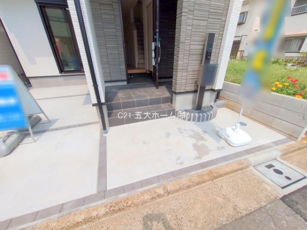 江戸川区鹿骨５丁目の新築一戸建