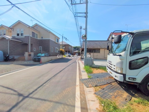 市川市奉免町の新築一戸建