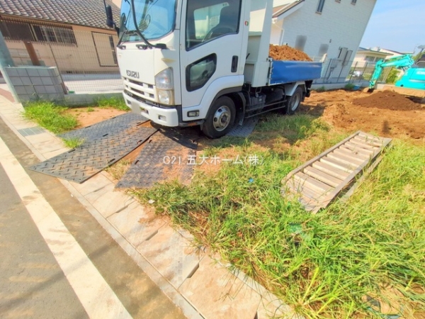 市川市奉免町の新築一戸建