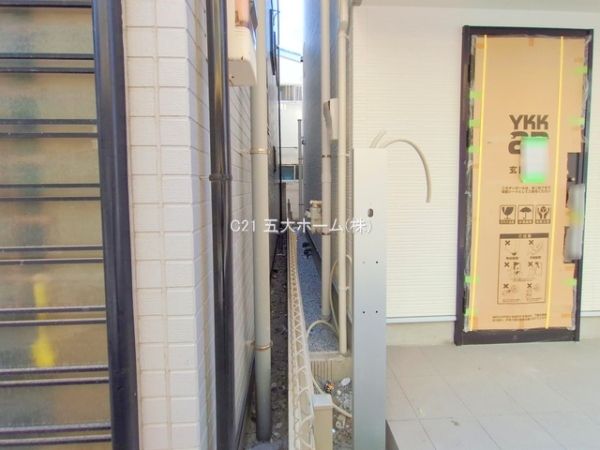 市川市市川２丁目の新築一戸建