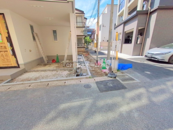 市川市市川２丁目の新築一戸建