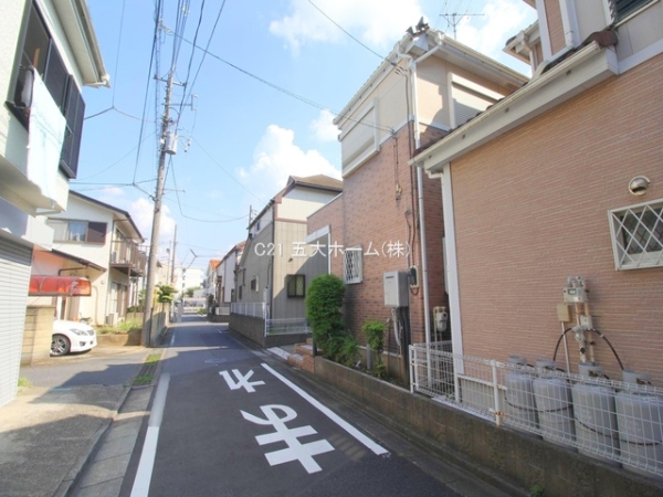 三郷市早稲田６丁目の中古一戸建