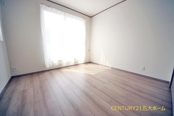 松戸市新松戸6丁目の新築一戸建(洋室)