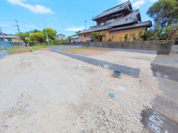 三郷市彦糸１丁目の新築一戸建