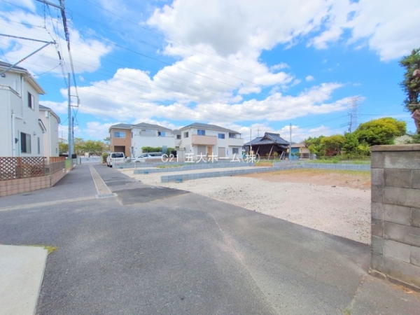 三郷市彦糸１丁目の新築一戸建