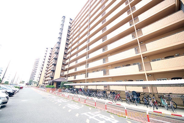 新松戸アゼリアパークハウスＢ棟