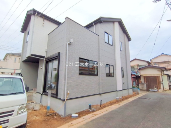 三郷市戸ケ崎３丁目の新築一戸建