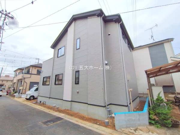 三郷市戸ケ崎３丁目の新築一戸建