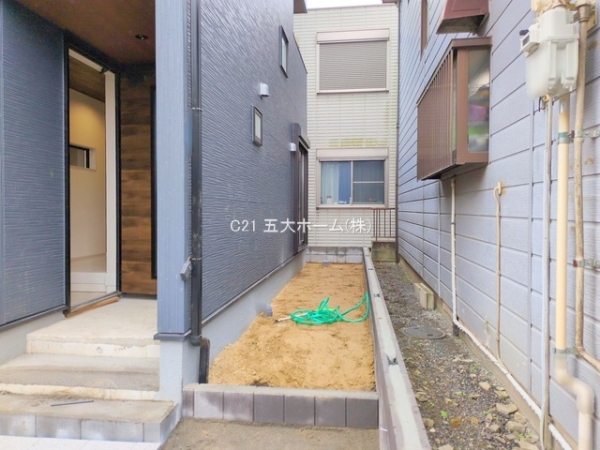 三郷市早稲田５丁目の新築一戸建