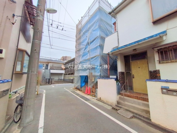 葛飾区金町4丁目の新築一戸建(前面道路含む現地写真)