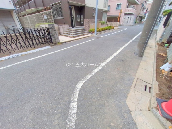 葛飾区金町4丁目の新築一戸建(前面道路含む現地写真)