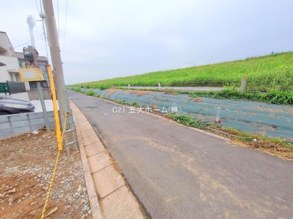 三郷市早稲田７丁目の新築一戸建