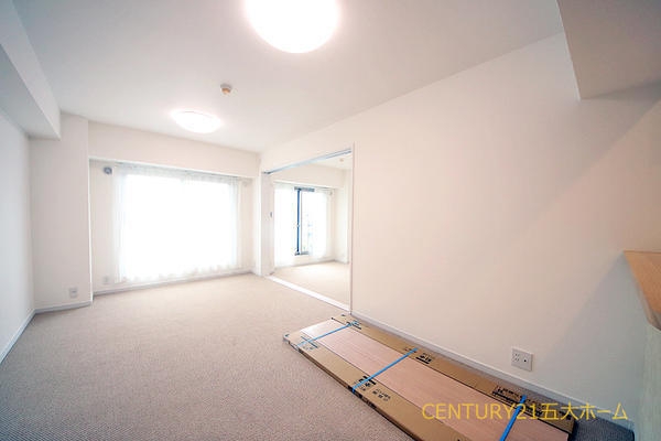 サンライトパストラル五番街A棟(リビング)