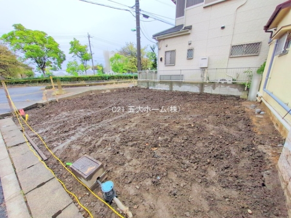 三郷市戸ケ崎３丁目の新築一戸建