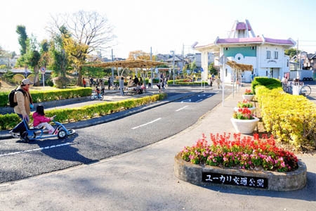 ラミーユ松戸ハイライズ2号棟ヴィラージュ棟(ユーカリ交通公園)
