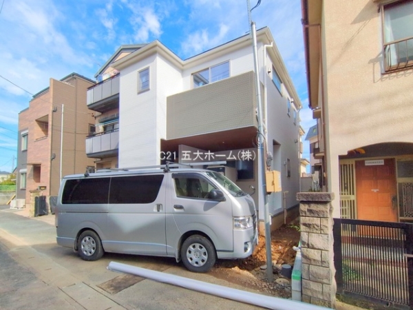 三郷市戸ケ崎1丁目の新築一戸建