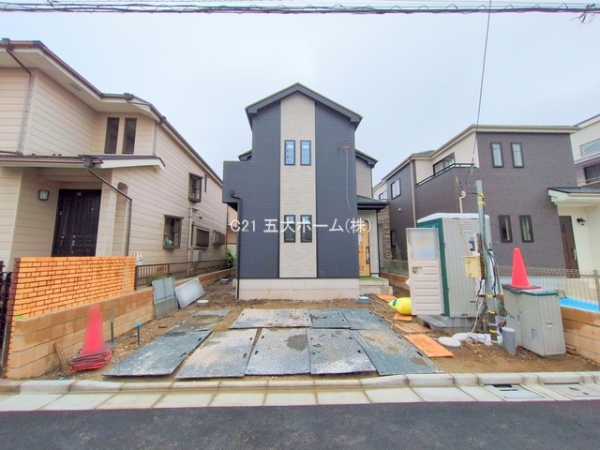 市川市福栄４丁目の新築一戸建