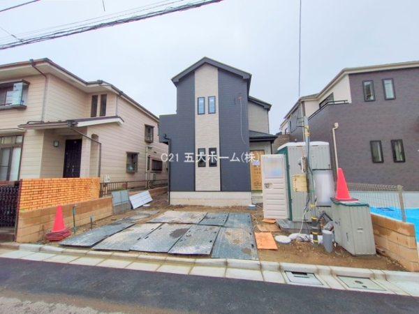 市川市福栄４丁目の新築一戸建