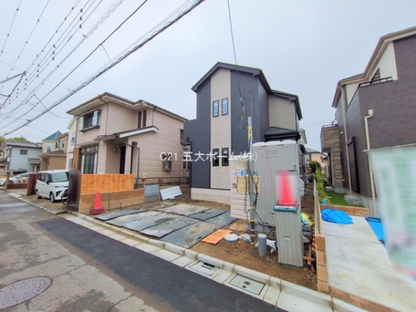 市川市福栄４丁目の新築一戸建