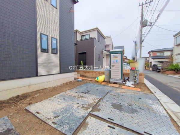 市川市福栄４丁目の新築一戸建