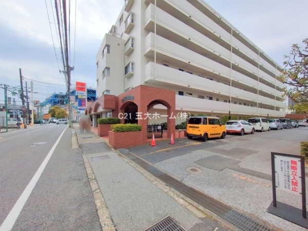 ルネ市川中山マンション