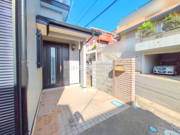 柏市関場町の中古一戸建て