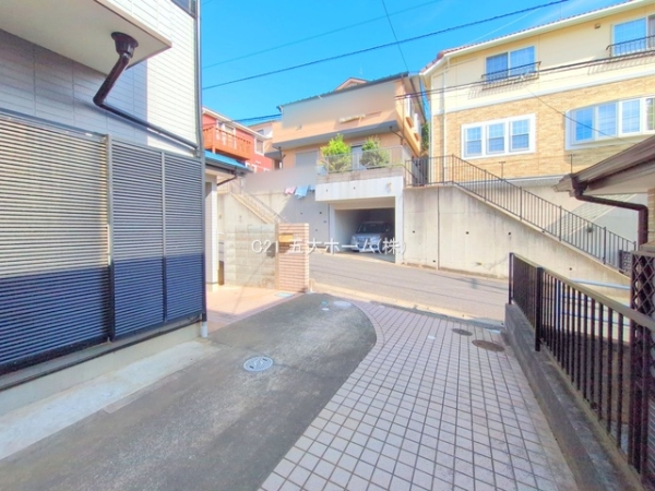 柏市関場町の中古一戸建て