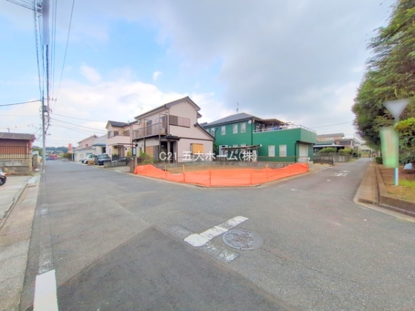 三郷市早稲田８丁目の新築一戸建