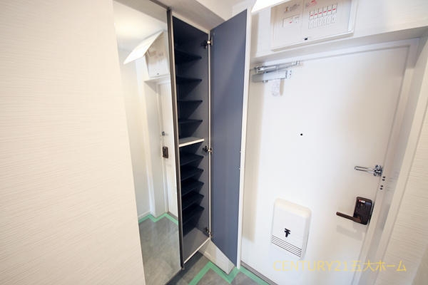 ピアコート六実